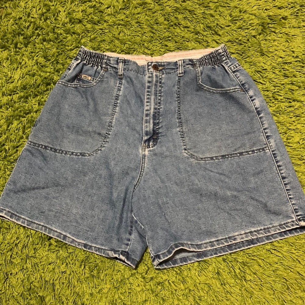 Vintage 90s LEE high waist denim jean shorts